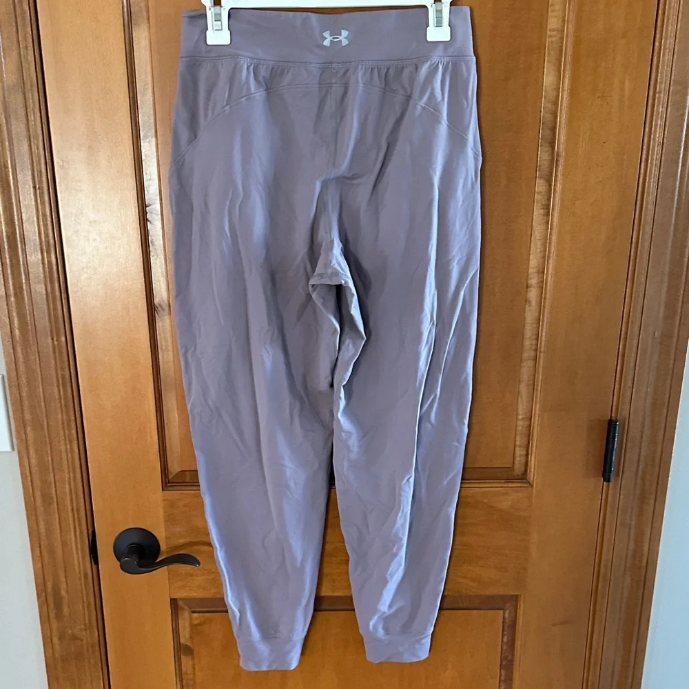 Under Armour Loose Fit Jogger Pants - Purple Small